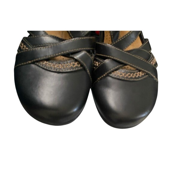 Clarks Mary Jane Slip On Shoes - Picture 8 of 12